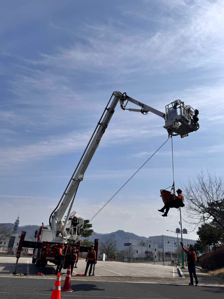 3.27. 지반침하 사고 대비 훈련2.jpeg