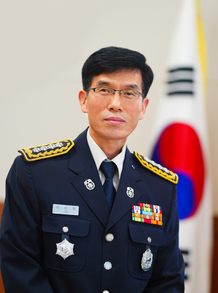 이동학 정선소방서장.jpg