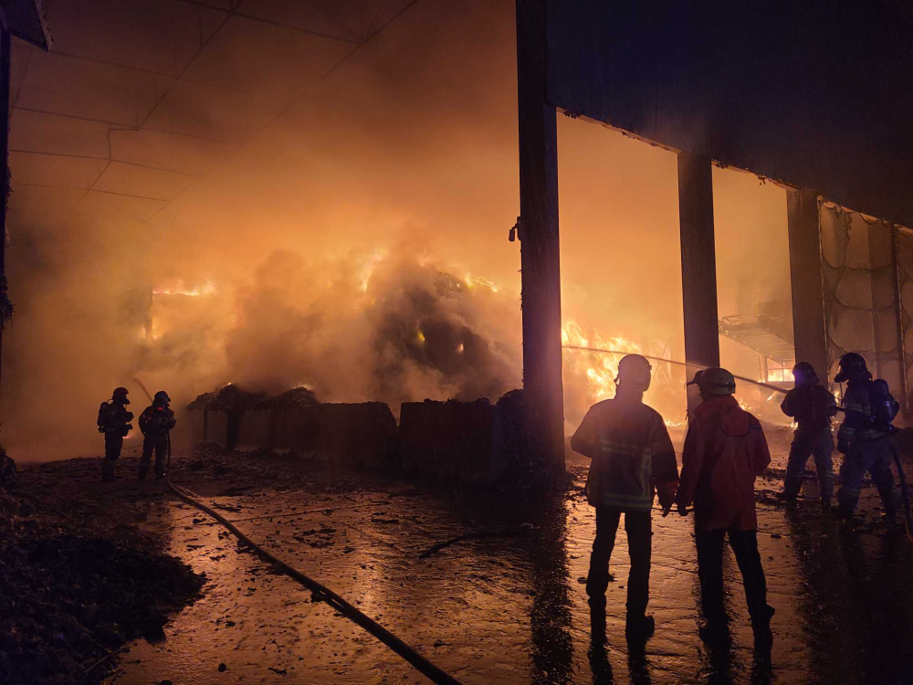 2023 강릉 00페기물수집처리업체 화재 현장사진1.jpg