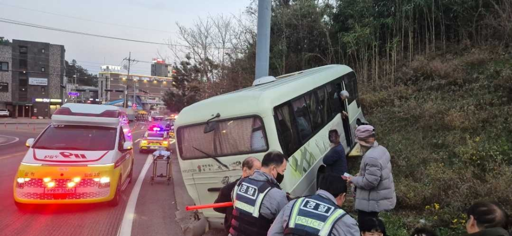 삼척임원 교통사고 현장사진.jpg