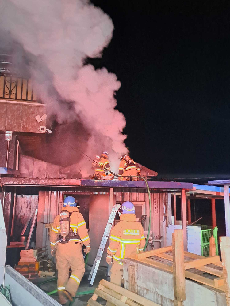 2246 강릉 건물화재.jpg