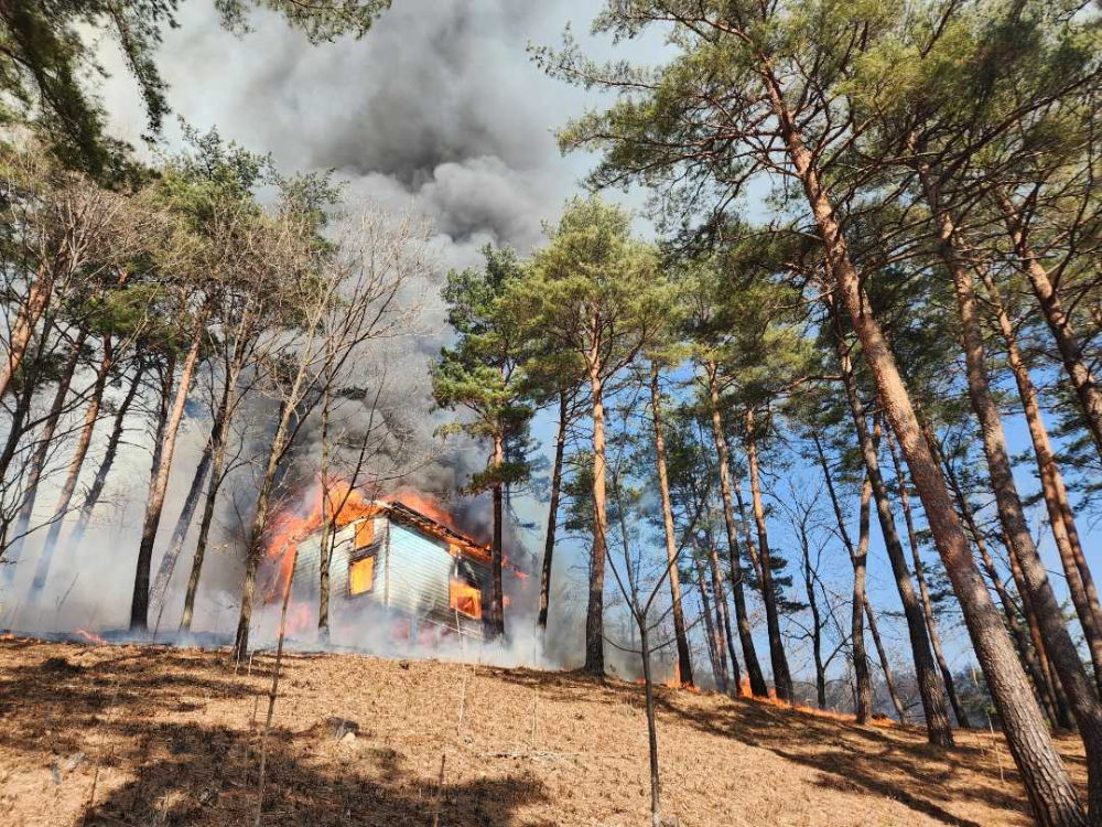 １０１８ 양양 현북면 산림화재２.jpg