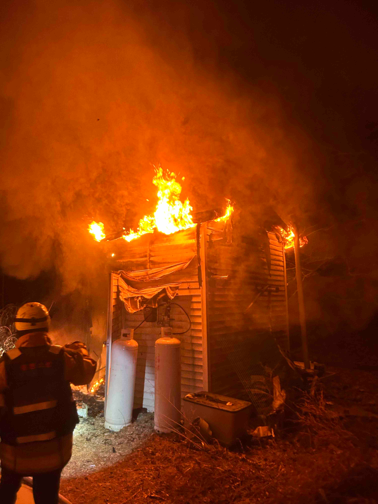 2111 홍천 홍천읍 건물화재-1.jpg