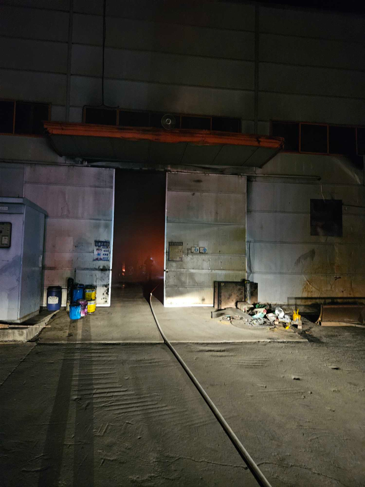 0338 영월 남면 공장화재 1.jpg