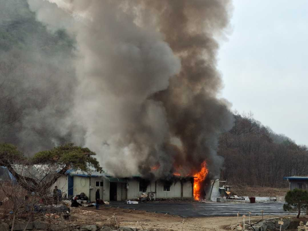 0843 원주 문막읍 취병리 주택화재-1.jpg