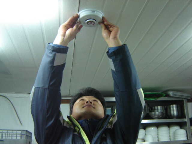 감지기_설치2.jpg