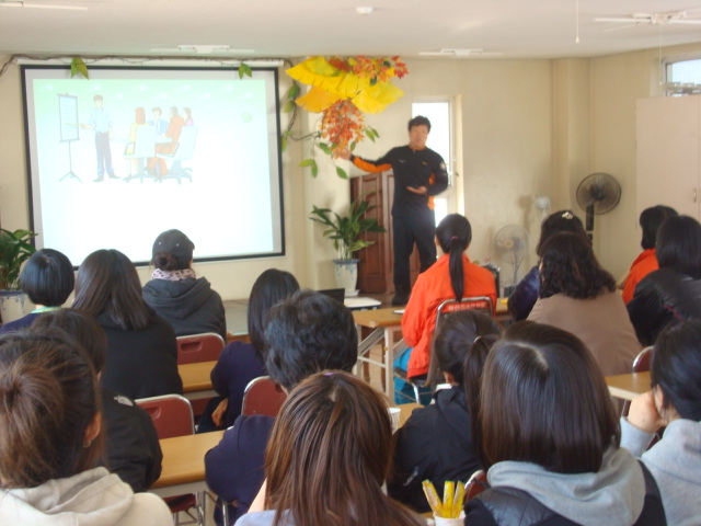110329_정다운마을_교육2.JPG