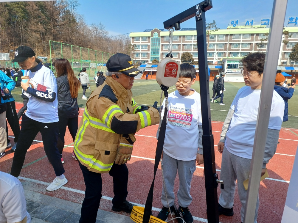 부스3.jpg