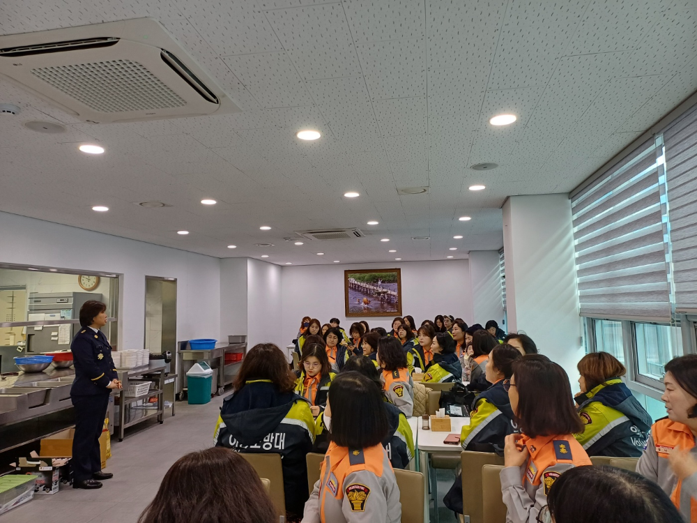 KakaoTalk_20250214_142349345_06.jpg