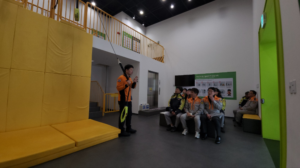 KakaoTalk_20250224_235707056_05.jpg